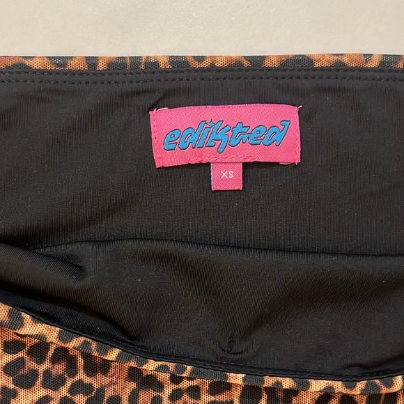 Edikted cheetah print skirt! - Picture 2 of 3